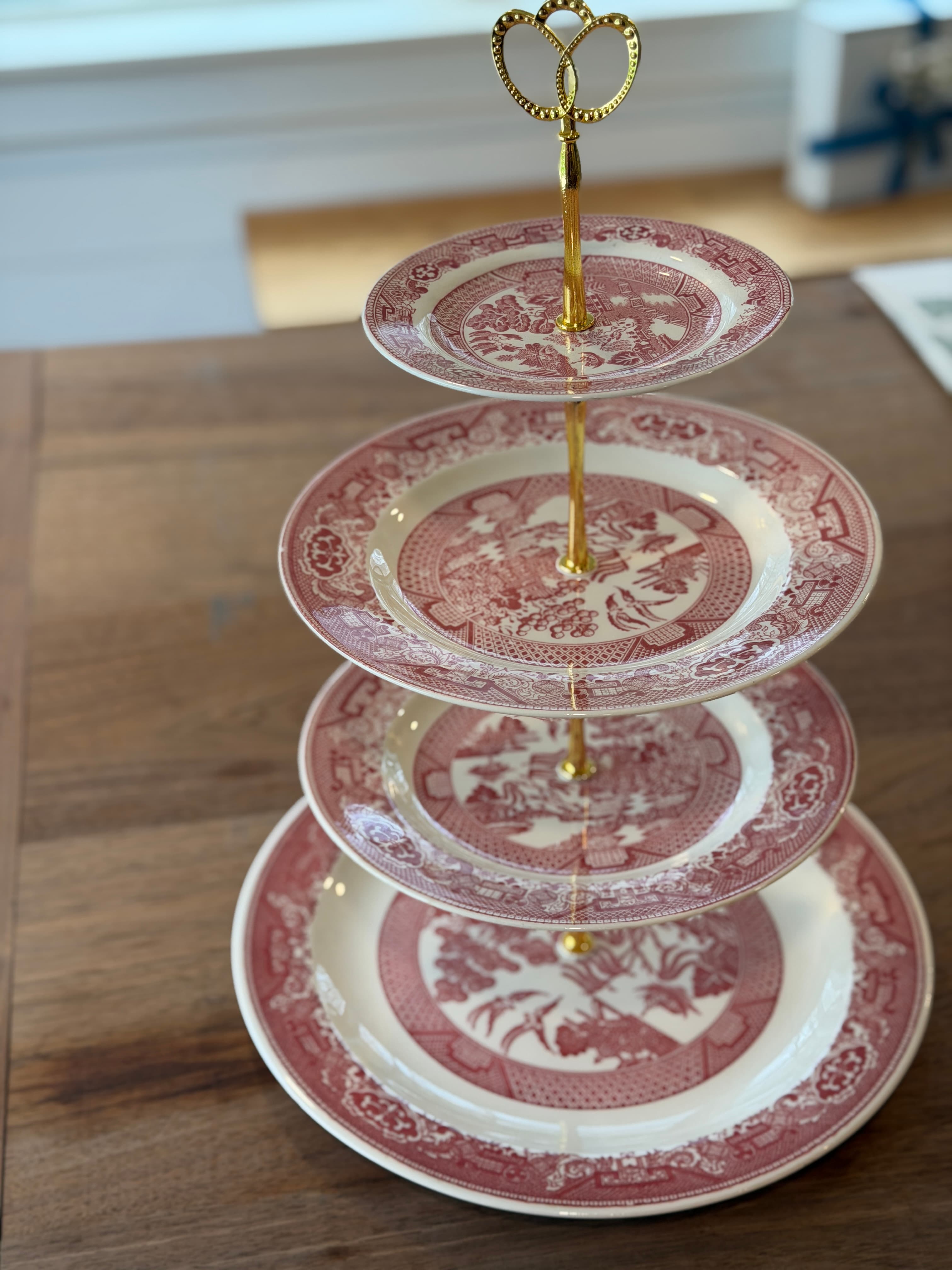 Willow Rose Pink Grand Stand perfect for weddings and other…